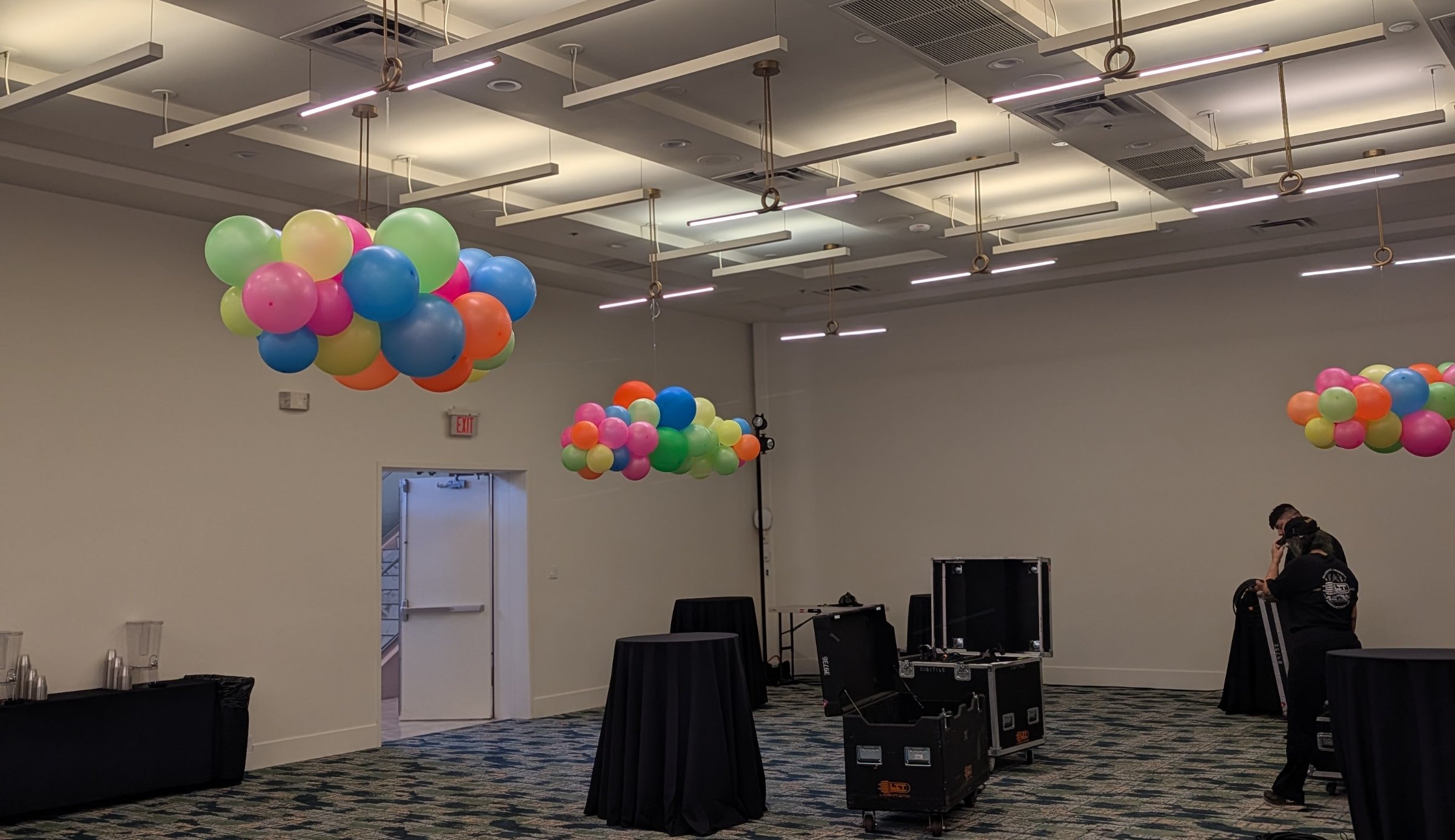 UV light reactive hanging clouds